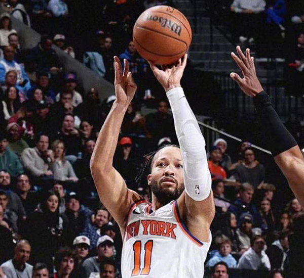 布伦森30+9率尼克斯复仇<a href=/basketball/magic/ target=_blank class=infotextkey>魔术</a> 三连胜紧追东部第一