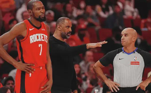 雷霆24胜1负追勇士,<a href=/basketball/rockets/ target=_blank class=infotextkey>火箭</a>战快船,<a href=/basketball/spurs/ target=_blank class=infotextkey>马刺</a>待文班复出战强敌