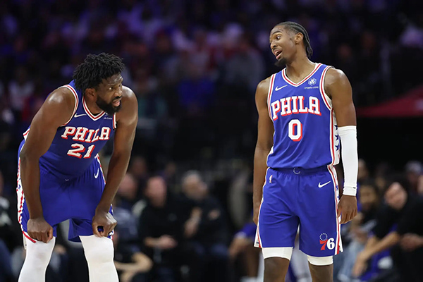 76人轻取篮网豪取5胜1负 无双核仍高居东部第二