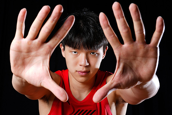 西媒盛赞杨瀚森：中国新星闪耀U19<a href=/football/shijiebei/ target=_blank class=infotextkey>世界杯</a>，大放异彩