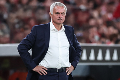 狂人宣言：穆帅霸气放话——切尔西史上最佳，4座<a href=/football/yingchao/ target=_blank class=infotextkey>英超</a>来战！